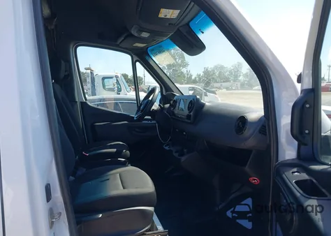 2023 Mercedes-Benz Sprinter High Roof 4-Cyl Diesel z USA, uszkodzony, nr VIN W1Y4KDHY6PT137381